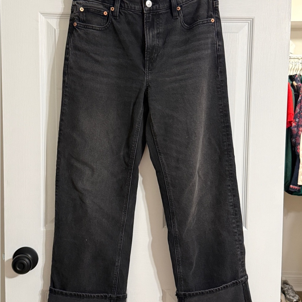 American Eagle Outfitters stove pipe jeans